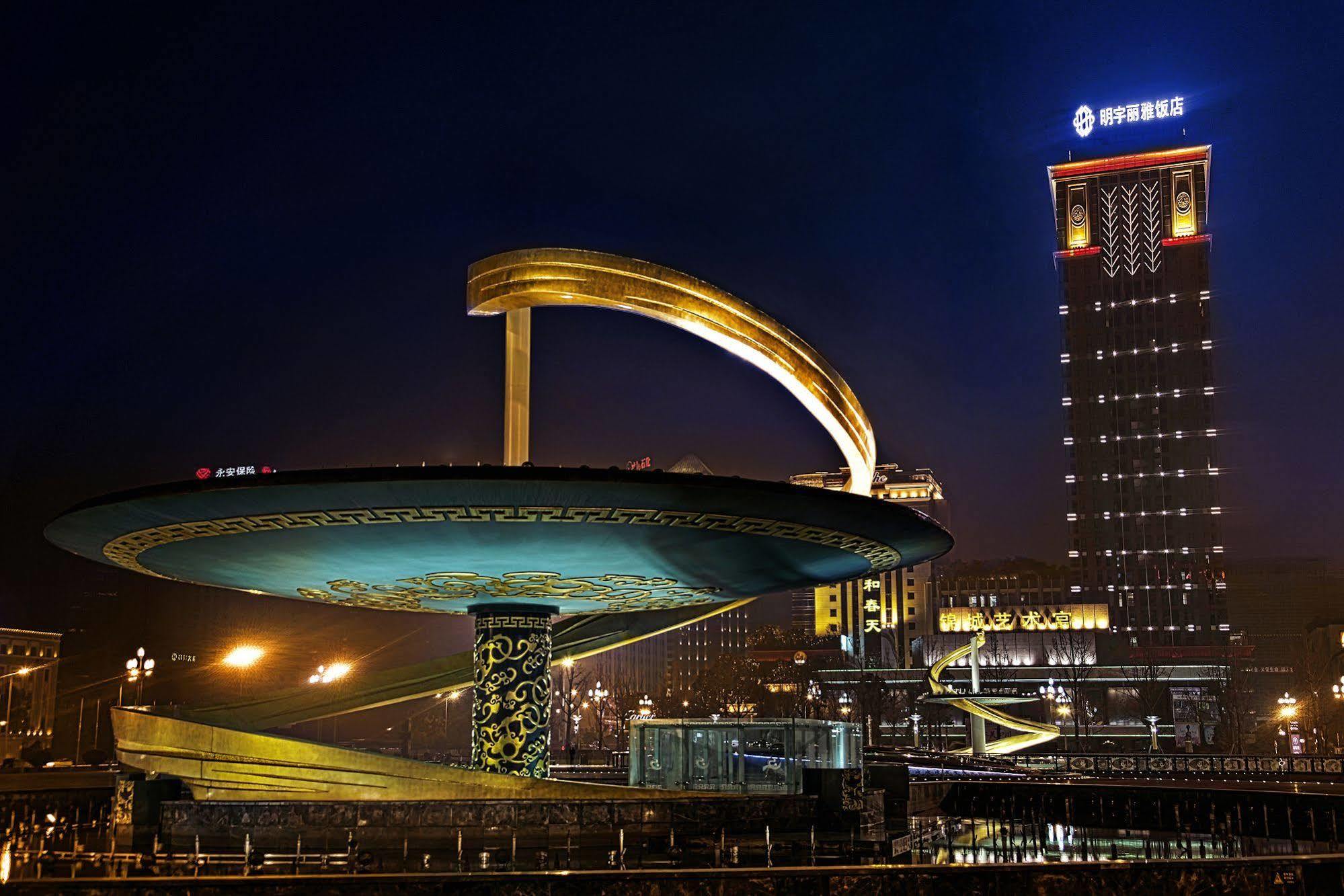 Lia! Chengdu Hotel Exterior photo